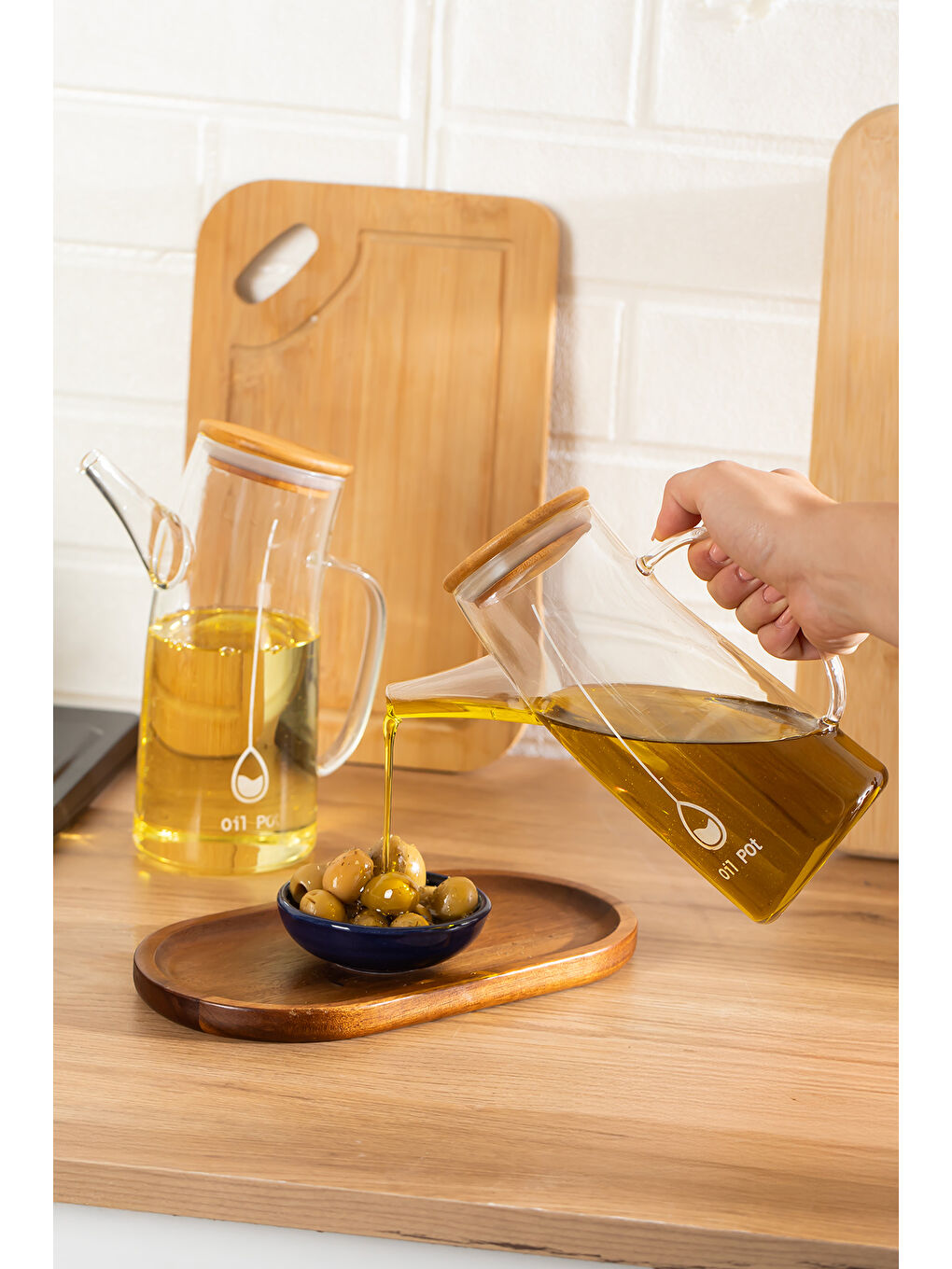 Renksiz 2093 Bambu Kapaklı Vakumlu Borosilikat Cam Yağdanlık Yağlık Sirkelik 700ml