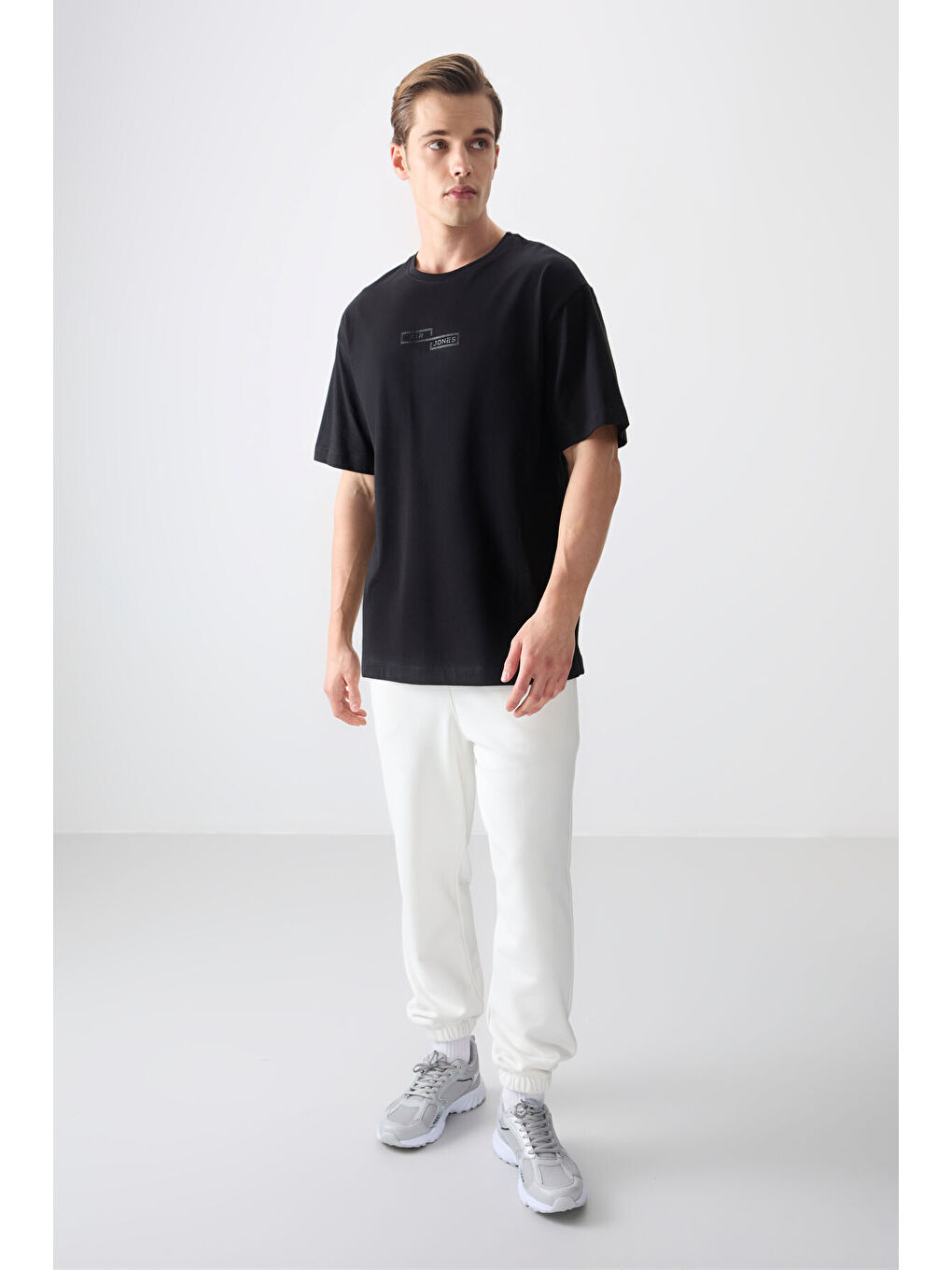 Siyah %100 Pamuk Kalın Yumuşak Dokulu Oversize Fit Baskılı Erkek Tişört - 88361-3