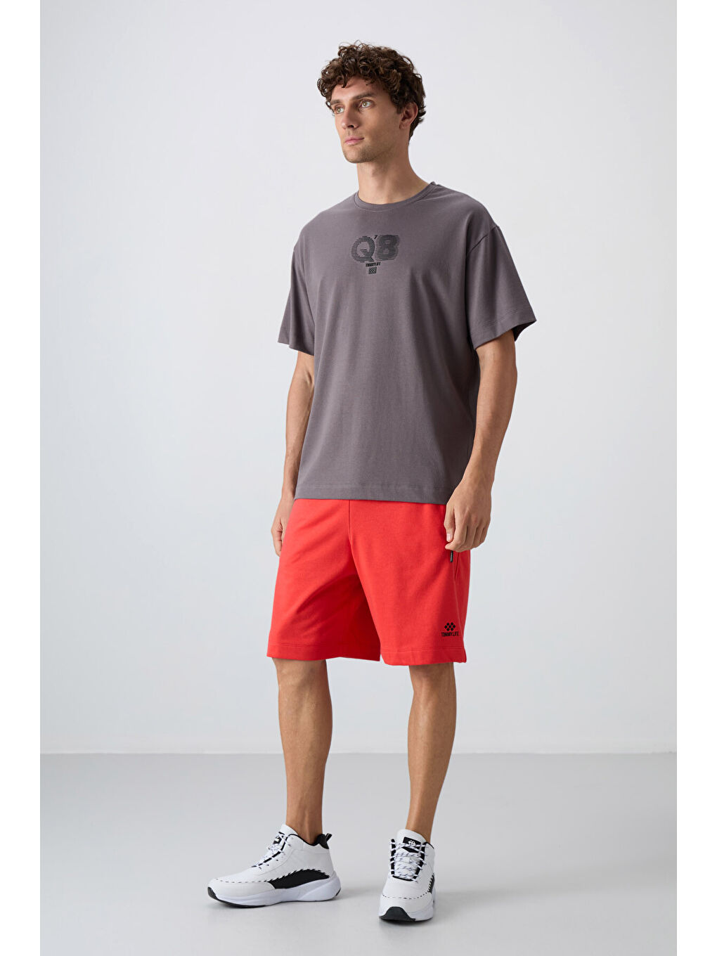 Koyu Gri Pamuklu Kalın Yumuşak Dokulu Oversize Fit Baskılı Erkek Tişört - 88333-1