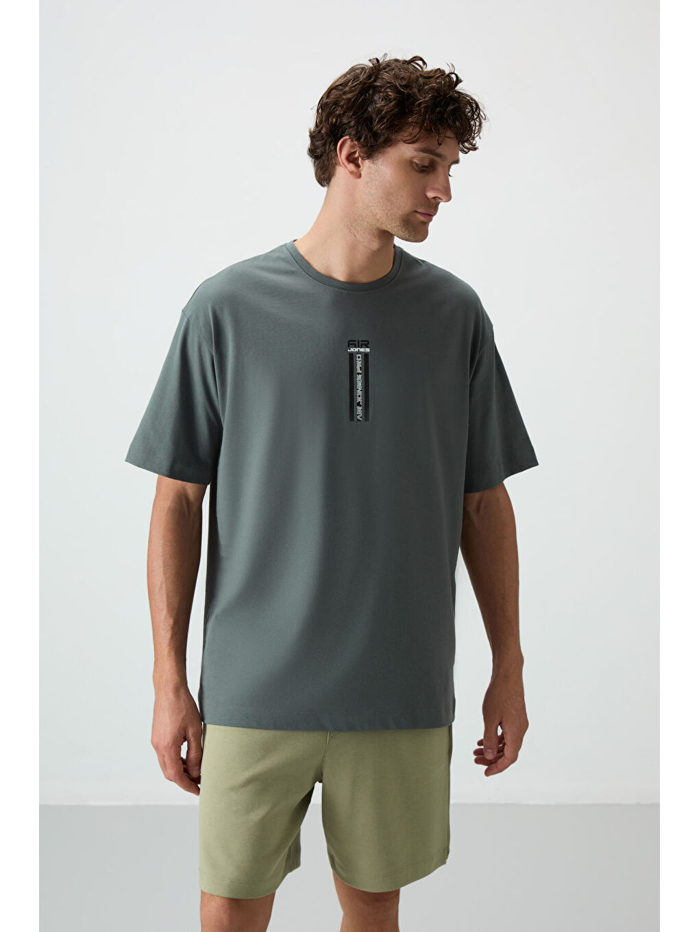 Haki %100 Pamuk Kalın Yumuşak Dokulu  Fit Baskılı Erkek Tişört - 88360