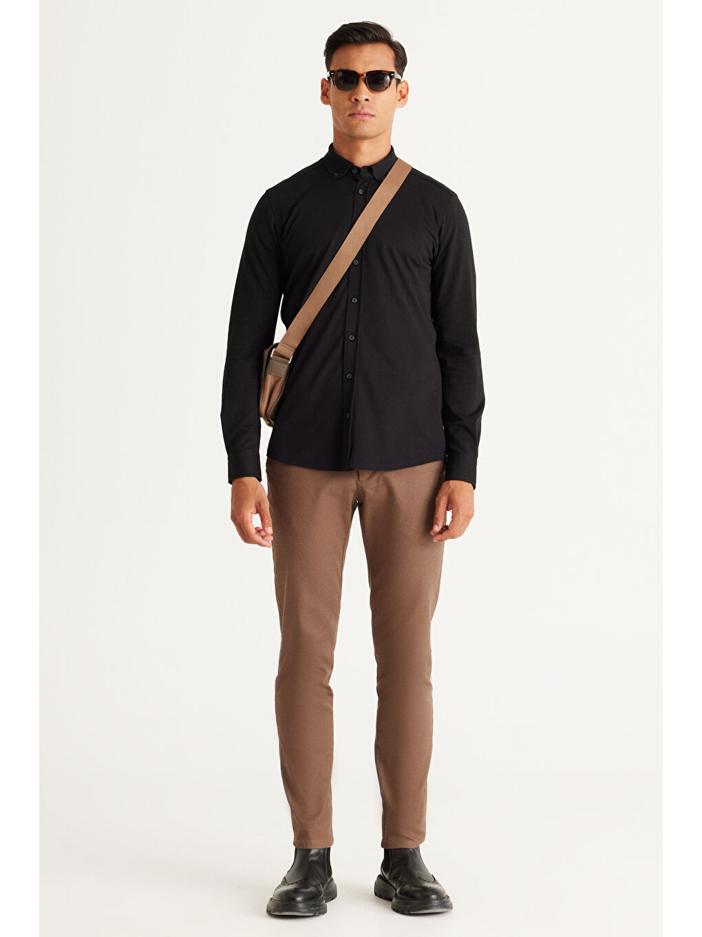 Kahverengi Erkek Camel Slim Fit Dar Kesim Pamuklu Esnek Rahat Armürlü Pantolon