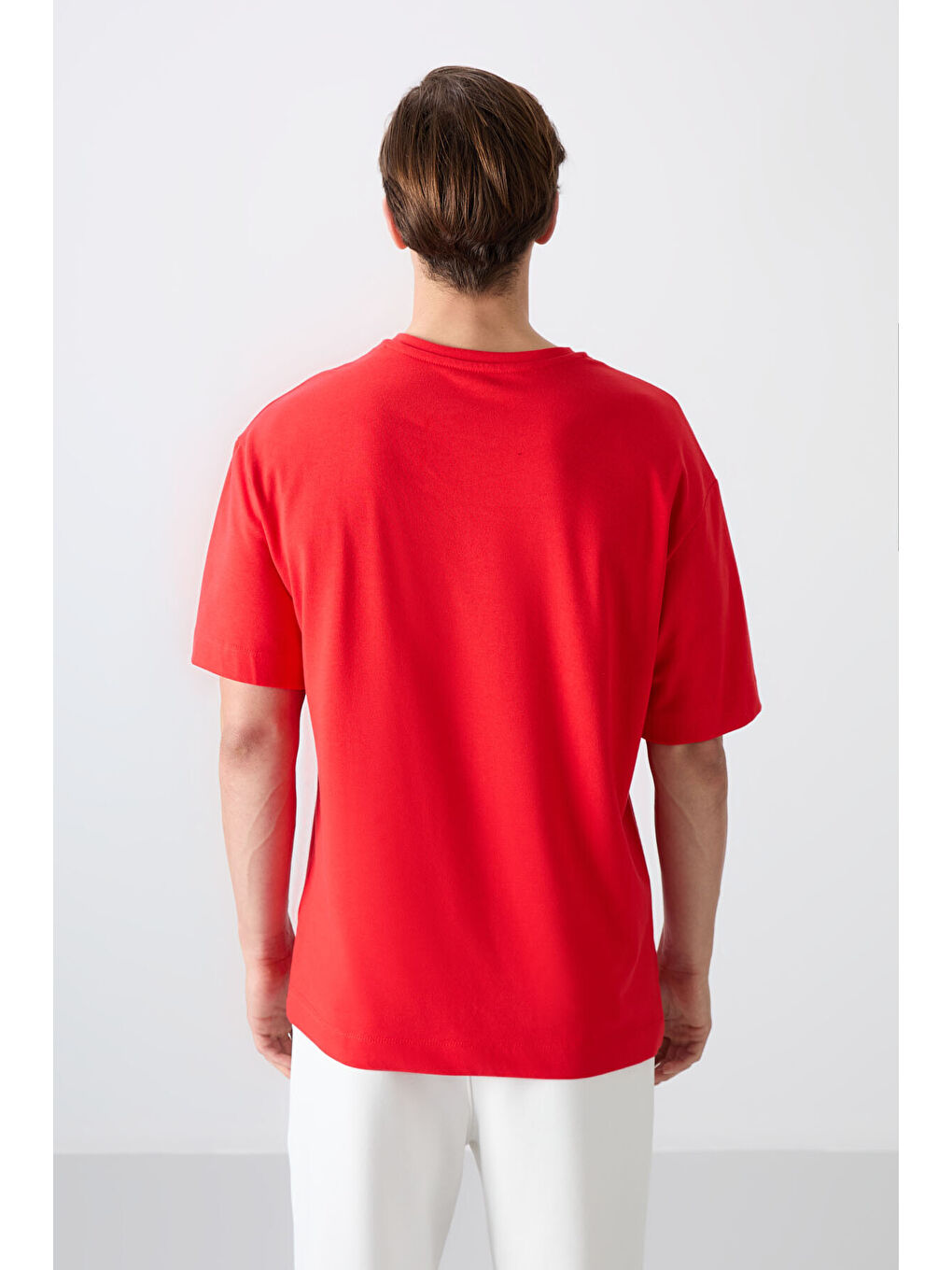 Kırmızı Fiesta Pamuklu Kalın Yumuşak Dokulu Oversize Fit Baskılı Erkek Tişört - 88334-4