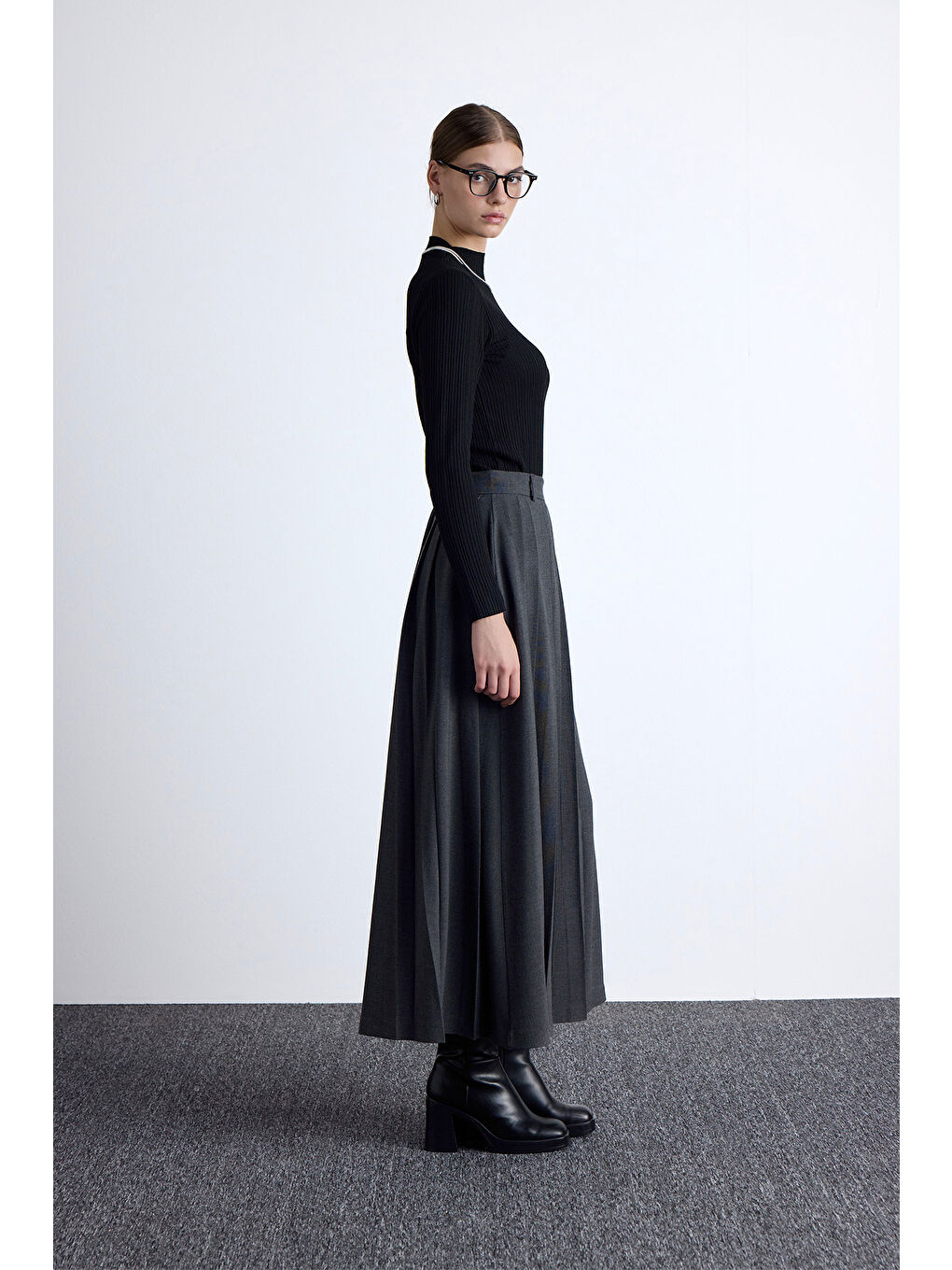 Geniş Pileli Etek Antrasit-7