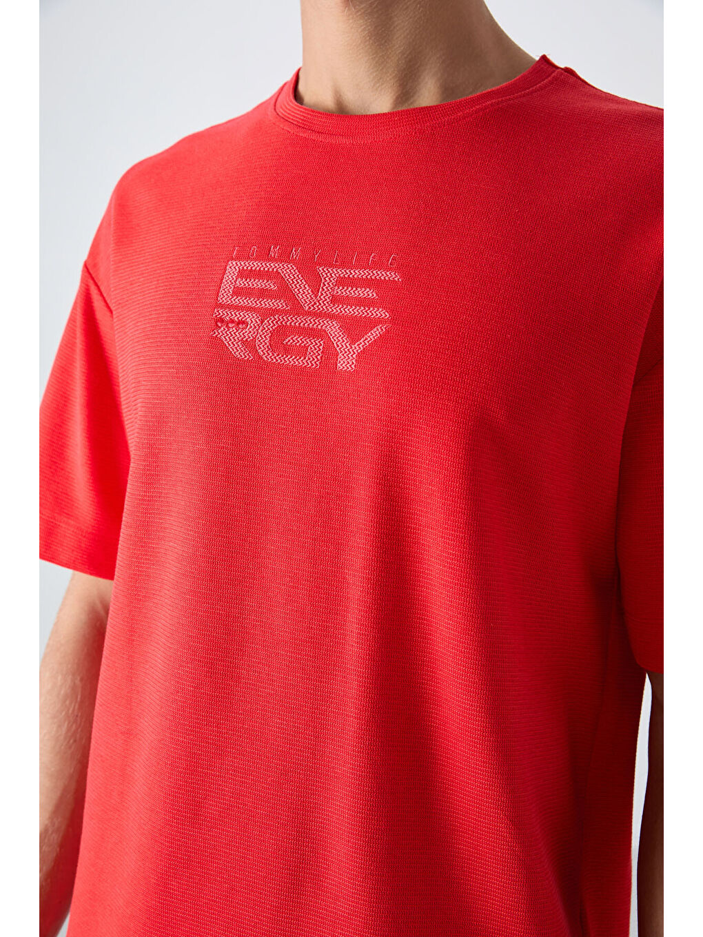 Kırmızı Pamuklu Kalın Yüzeyi Dokulu Oversize Fit Baskılı Erkek Tişört - 88336-2