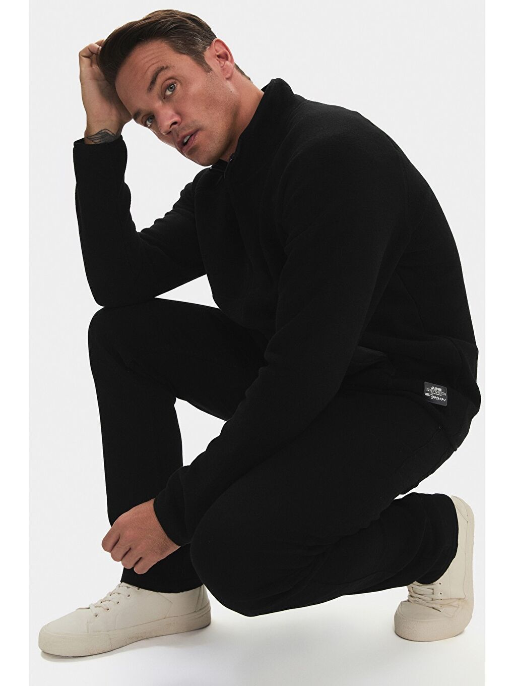 Siyah Erkek Kanguru Cepli Polar Sweatshirt-3