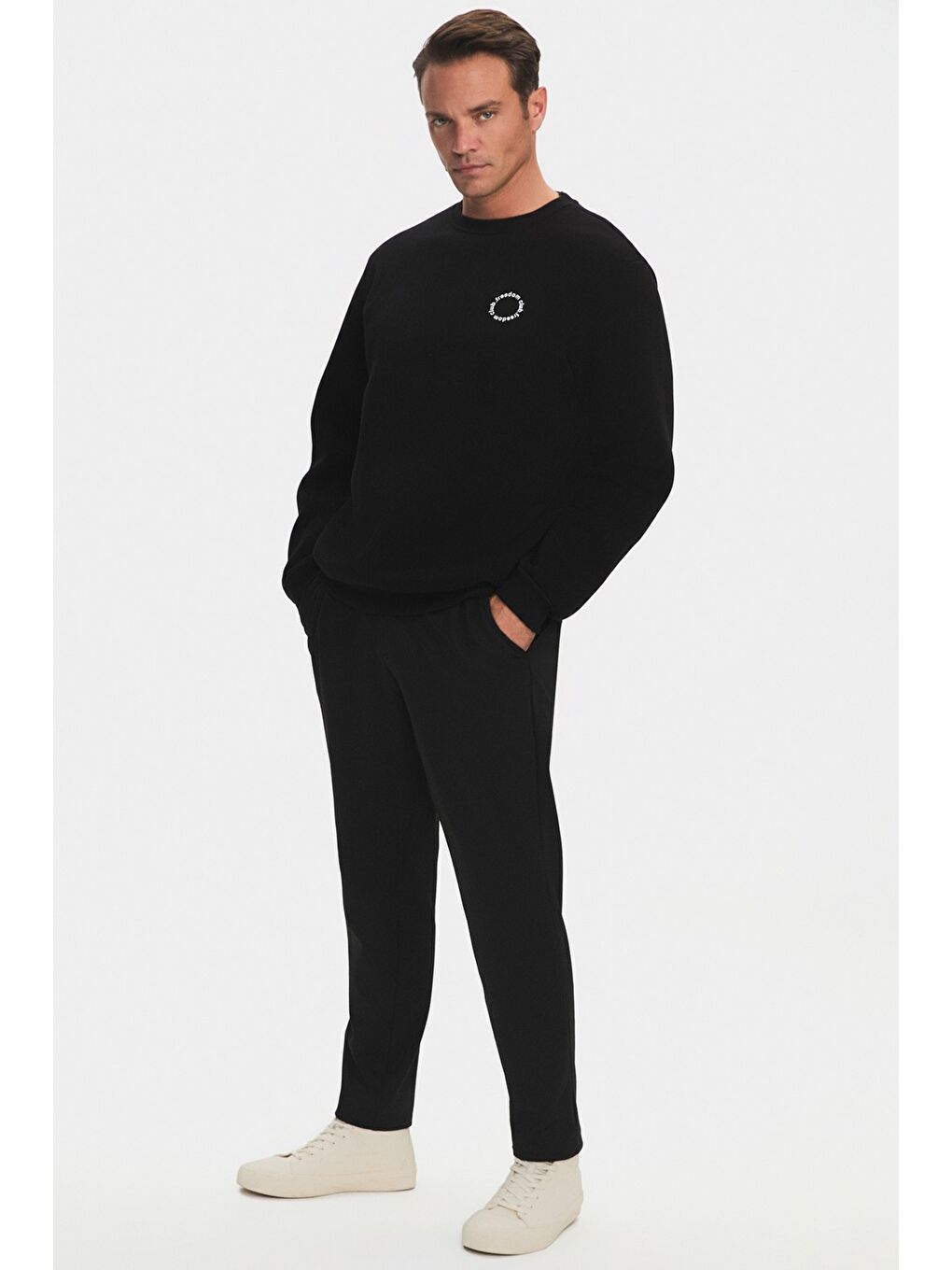 Siyah Bisiklet Yaka Uzun Kollu Baskılı Erkek Sweatshirt-2