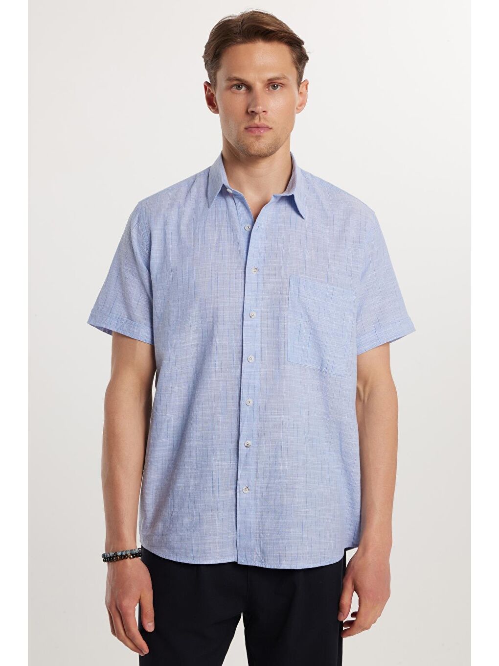 Mavi Erkek Regular Fit Klasik Kesim %100 Pamuk Keten Doku Tek Cepli Çizgili Kısa Kollu Gömlek-3
