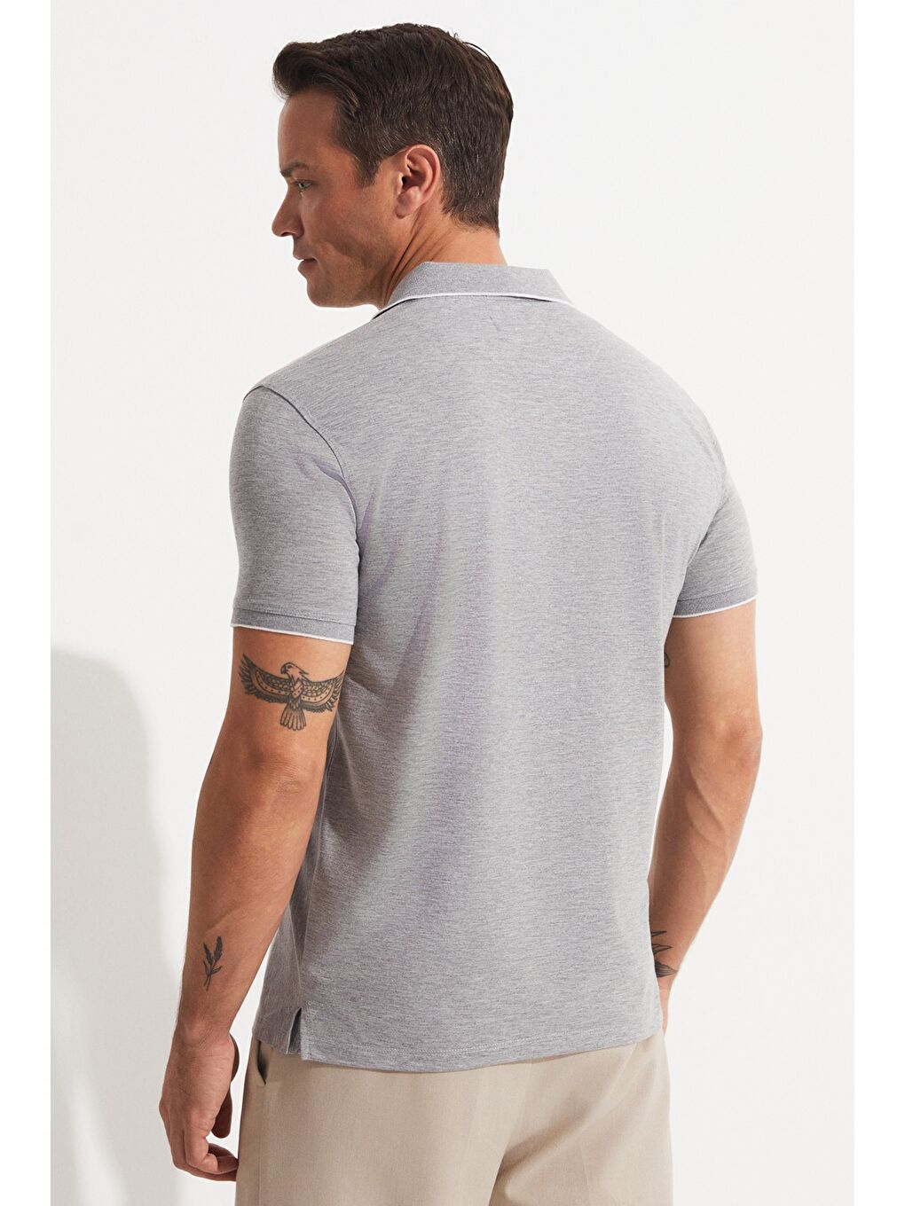 Gri Polo Yaka Kısa Kollu Erkek Tişört-4