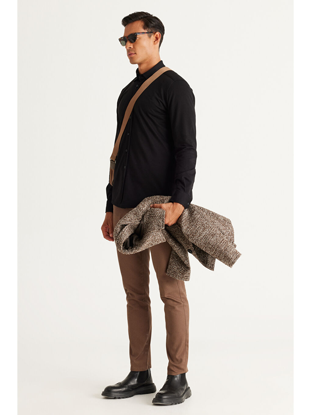 Kahverengi Erkek Camel Slim Fit Dar Kesim Pamuklu Esnek Rahat Armürlü Pantolon-4