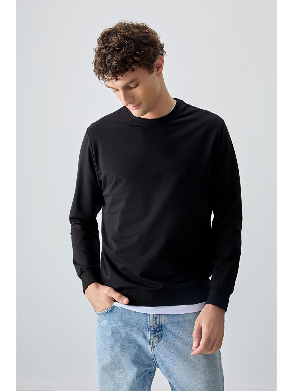 Siyah Pamuk Dokulu Standart Fit Basic Erkek Sweatshirt - 88363-3