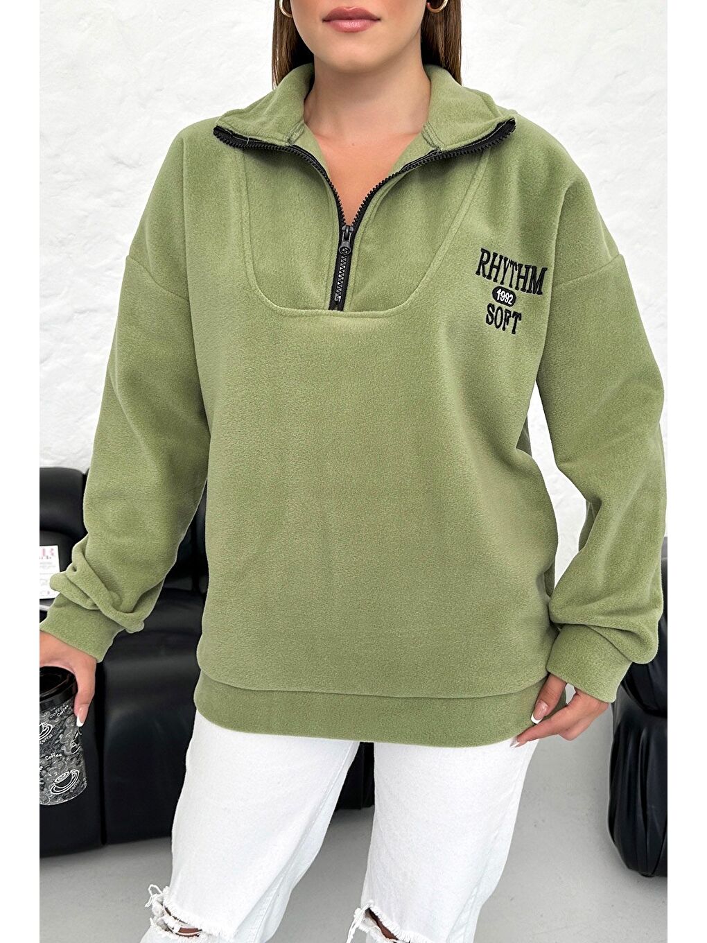 Kadın Haki Rhythm Soft Baskılı Oversize Yarım Fermuarlı Yumuşak Dokulu Polar Polo Yaka Sweatshirt-5