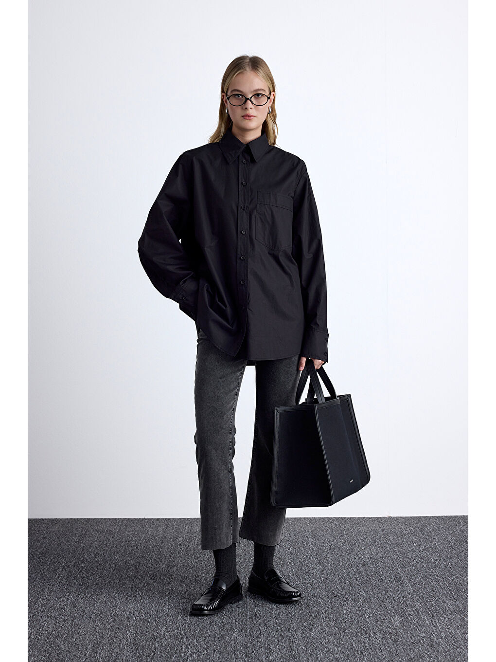 Pile Detaylı Oversıze Gömlek Siyah