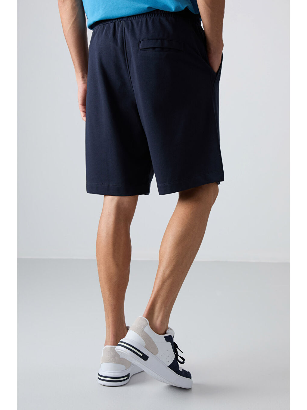 Lacivert Pamuklu Kalın Yumuşak Dokulu Comfort Fit Basic Erkek Şort - 81261-4