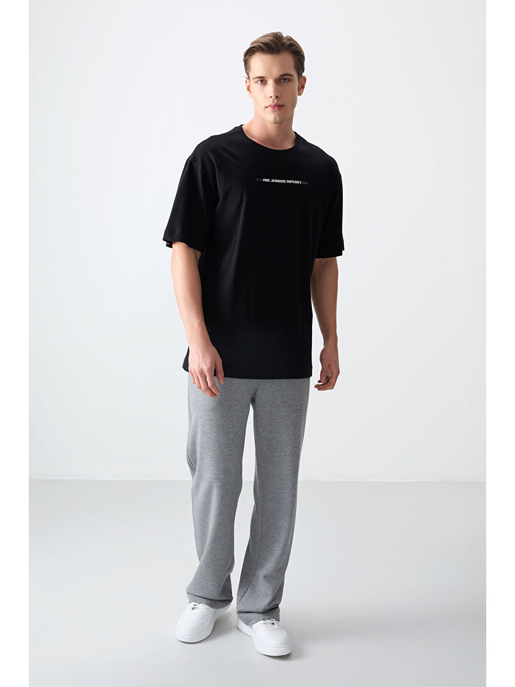 Siyah %100 Pamuk Kalın Yumuşak Dokulu Oversize Fit Baskılı Erkek Tişört - 88358-1