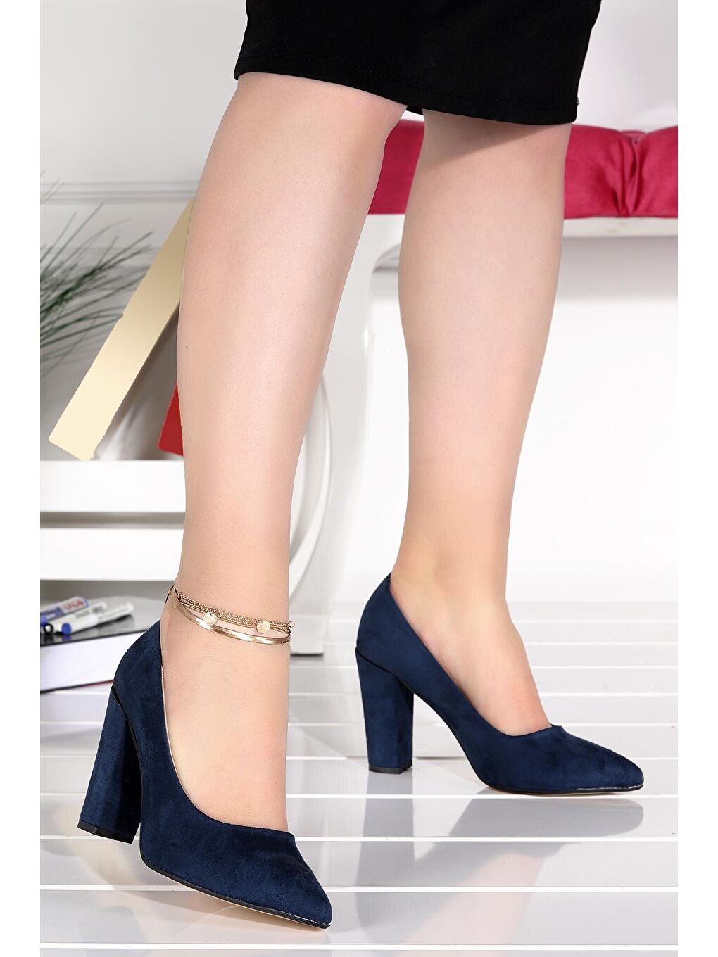 Lacivert Süet Günlük 8 Cm Topuklu Kadın Ayakkabı 137029-311