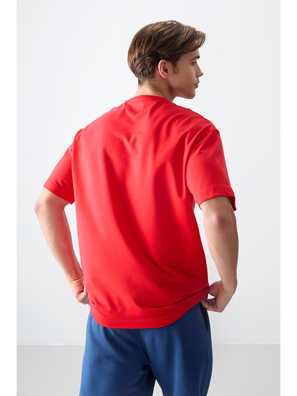 Kırmızı Pamuklu Kalın Yumuşak Dokulu Oversize Fit Baskılı Erkek Tişört - 88373-4