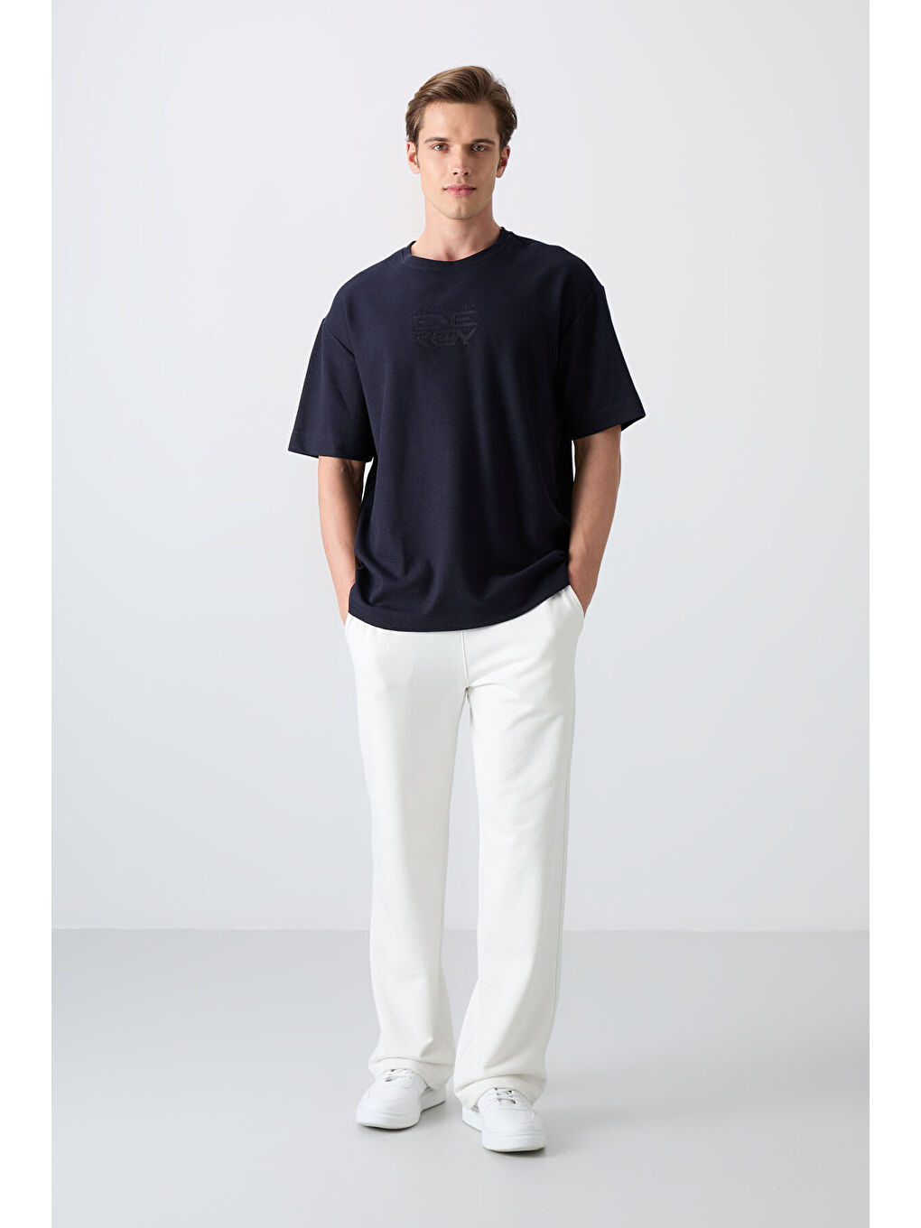 Lacivert Pamuklu Kalın Yüzeyi Dokulu Oversize Fit Baskılı Erkek Tişört - 88336-1