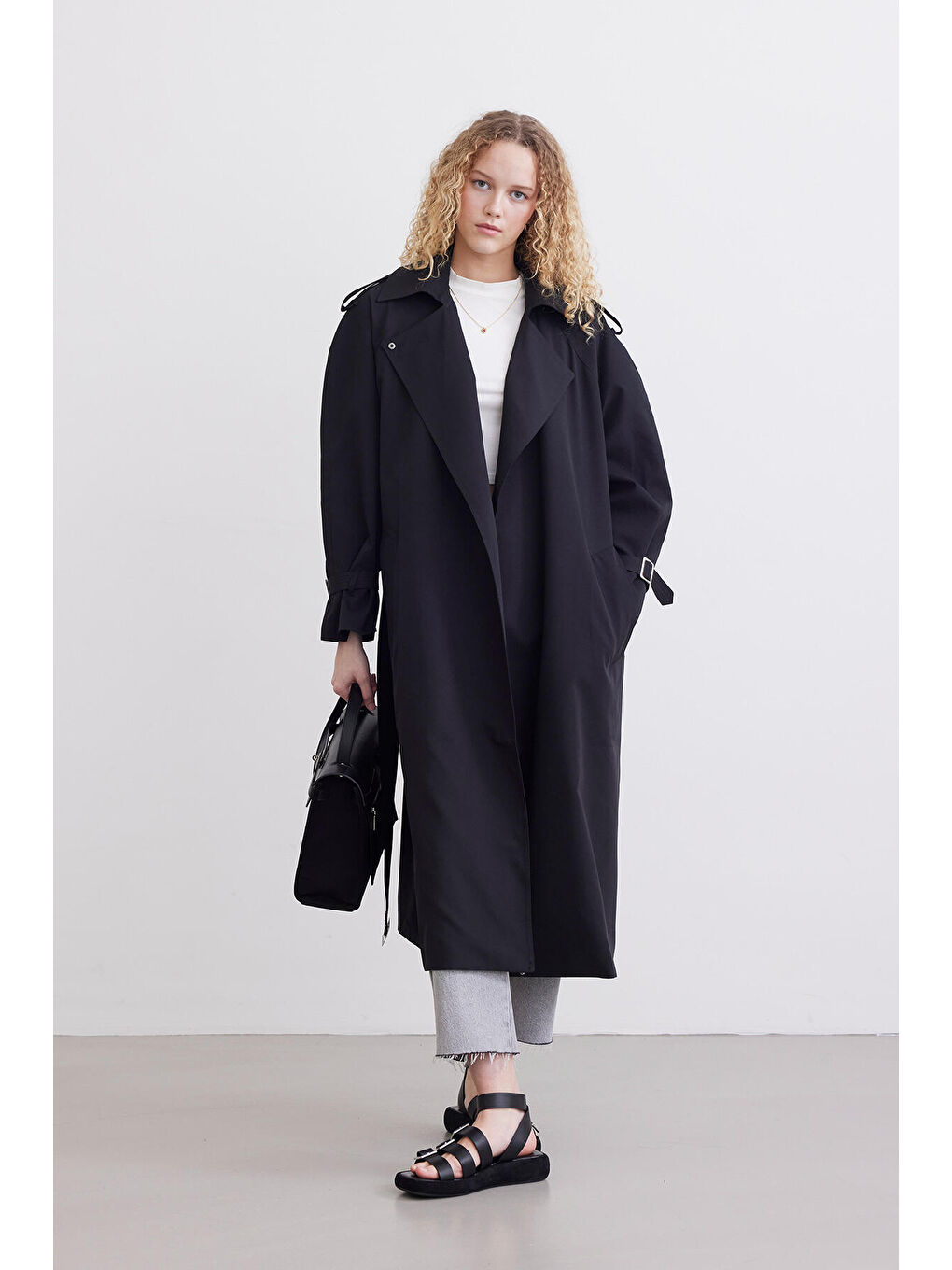Kemerli Dökümlü Trençkot Siyah-1