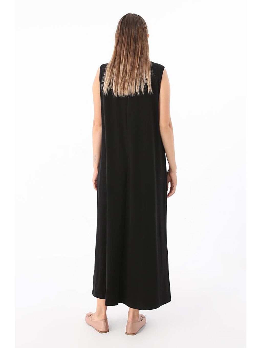 Siyah Pamuklu Bisiklet Yaka Kolsuz İçlik Elbise-3