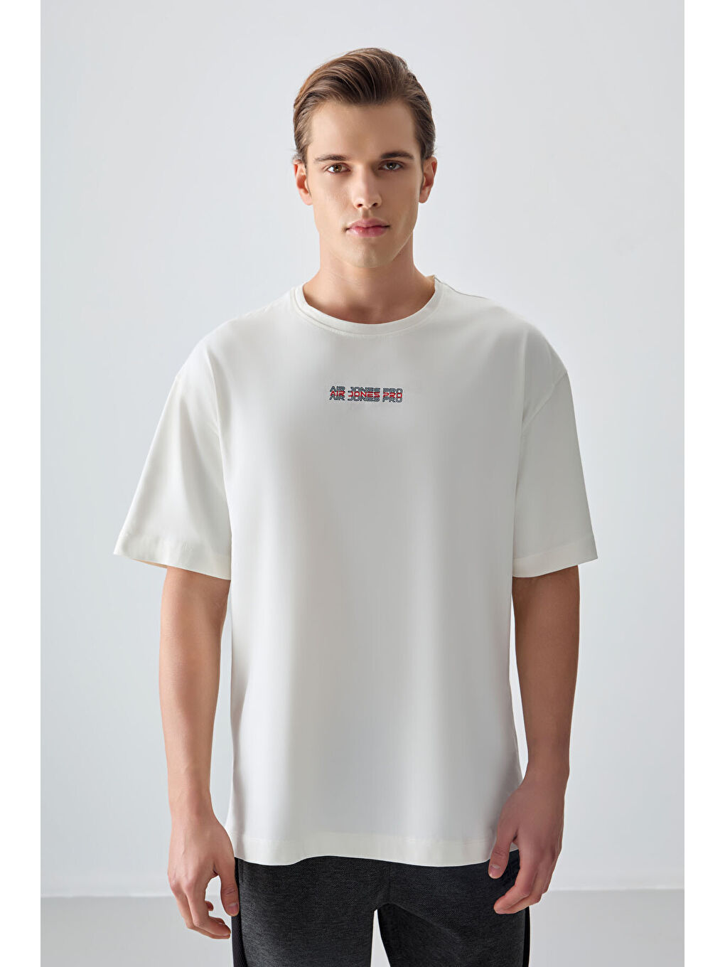 Ekru %100 Pamuk Kalın Yumuşak Dokulu Oversize Fit Baskılı Erkek Tişört - 88354-3