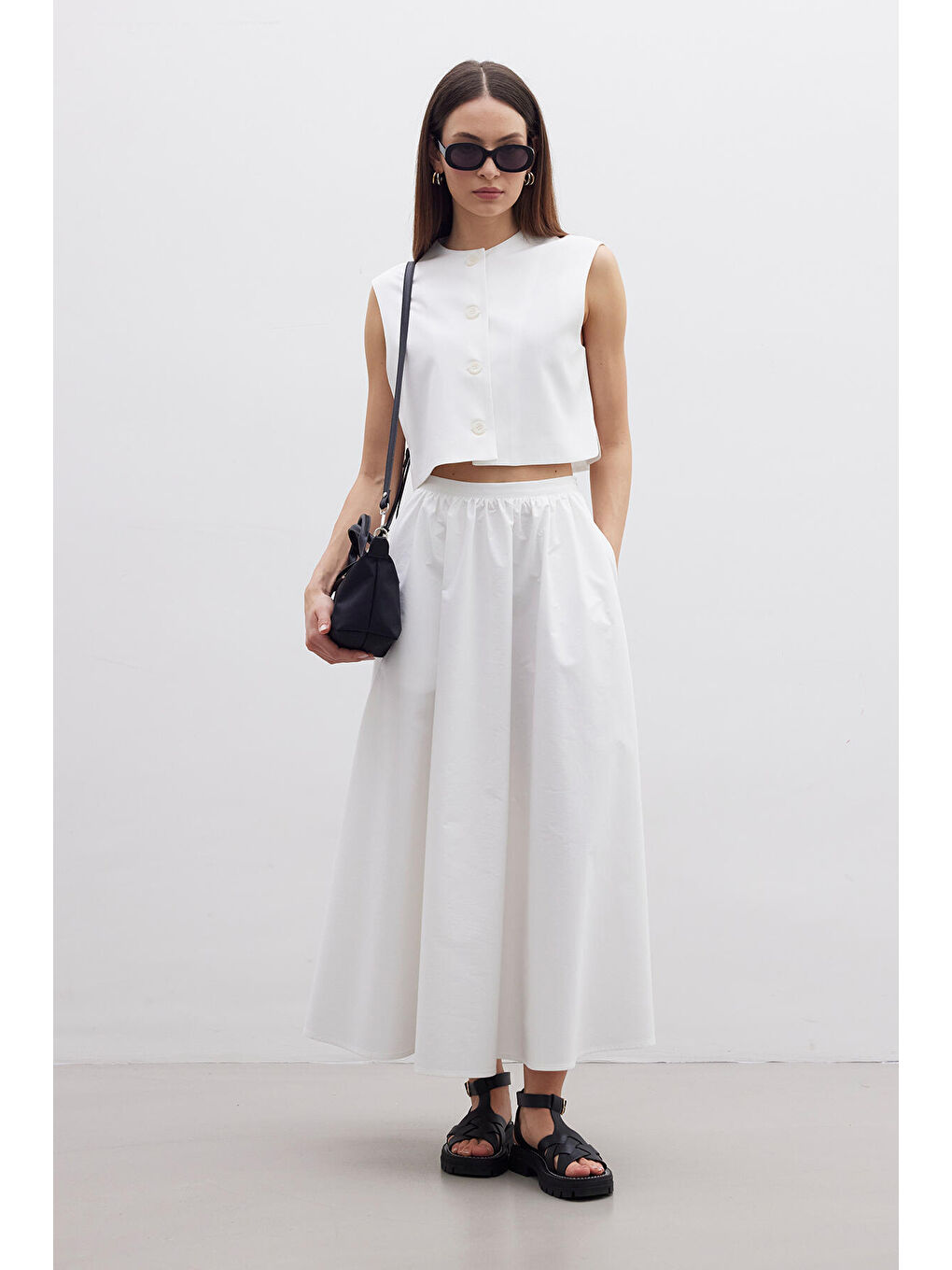 Önden Düğmeli Kısa Yelek Ekru-1