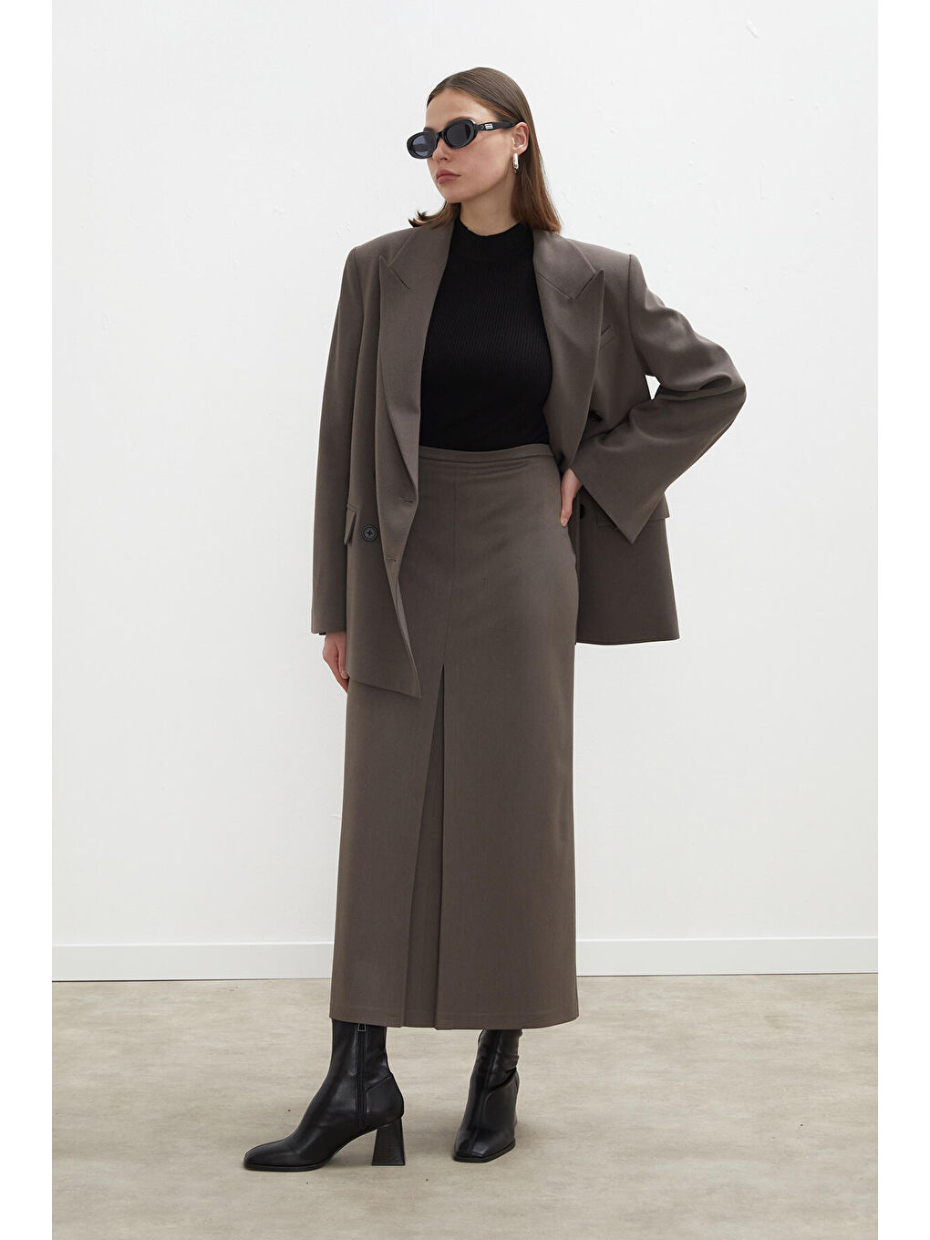 Bej Premıum Pile Detaylı Kalem Etek Vizon