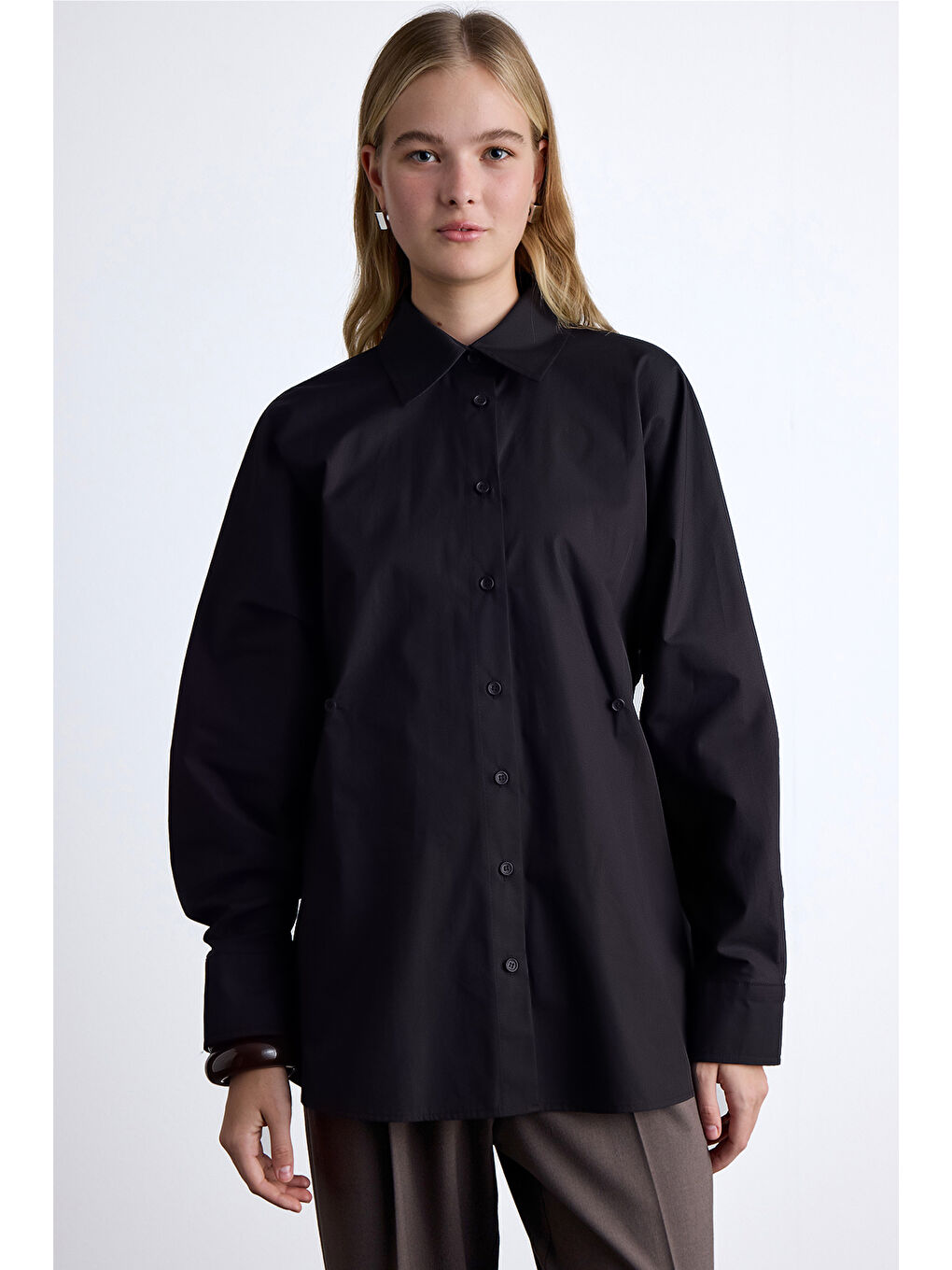 Bel Ayarlamalı Gömlek Siyah-1