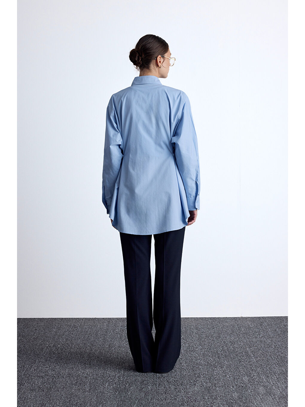 Bel Ayarlamalı Gömlek Mavi-5