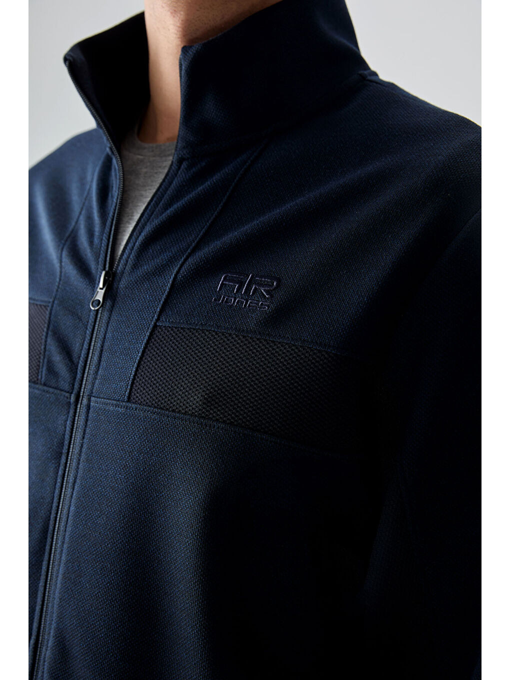 Lacivert Yüzeyi Dokulu Standart Fit Nakışlı Erkek Eşofman Takım - 85248-2