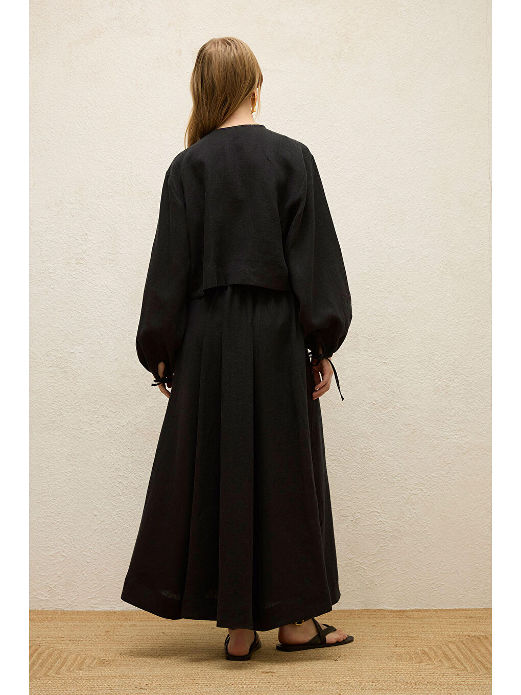 Keten Bağcık Detaylı Bluz Siyah-7