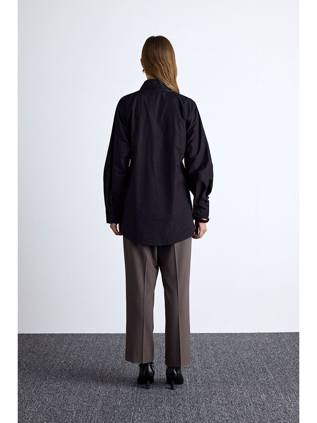 Bel Ayarlamalı Gömlek Siyah-5