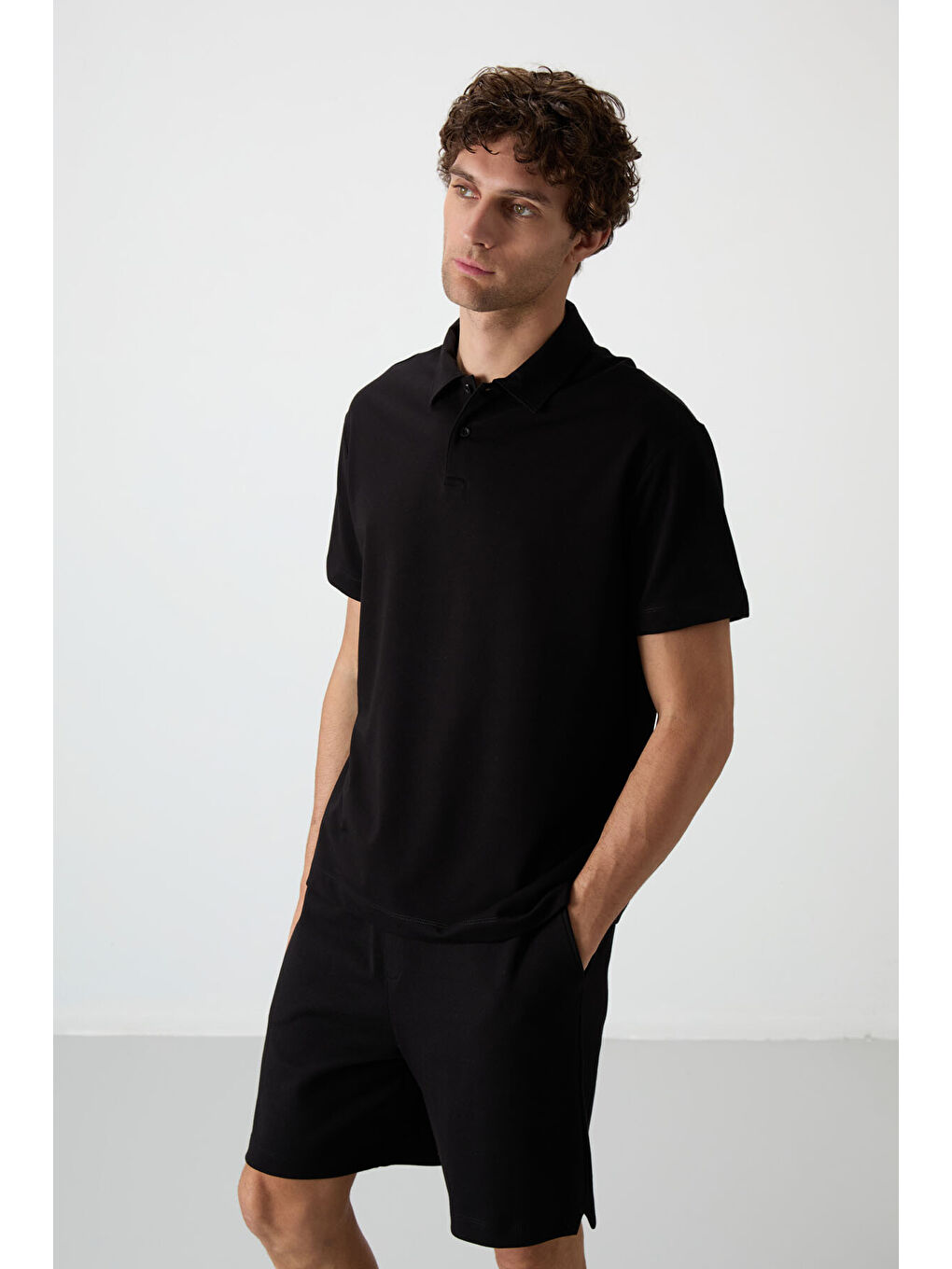 Siyah Pamuklu Kalın Yumuşak Dokulu Polo Yaka Oversize Fit Basic Erkek Tişört- 88381-3