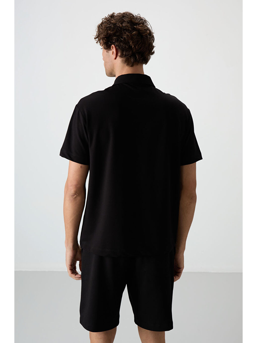 Siyah Pamuklu Kalın Yumuşak Dokulu Polo Yaka Oversize Fit Basic Erkek Tişört- 88381-4