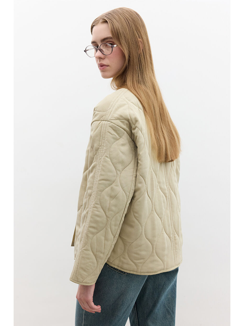 Bej Düğmeli Kısa Kapitone Mont Kum-6