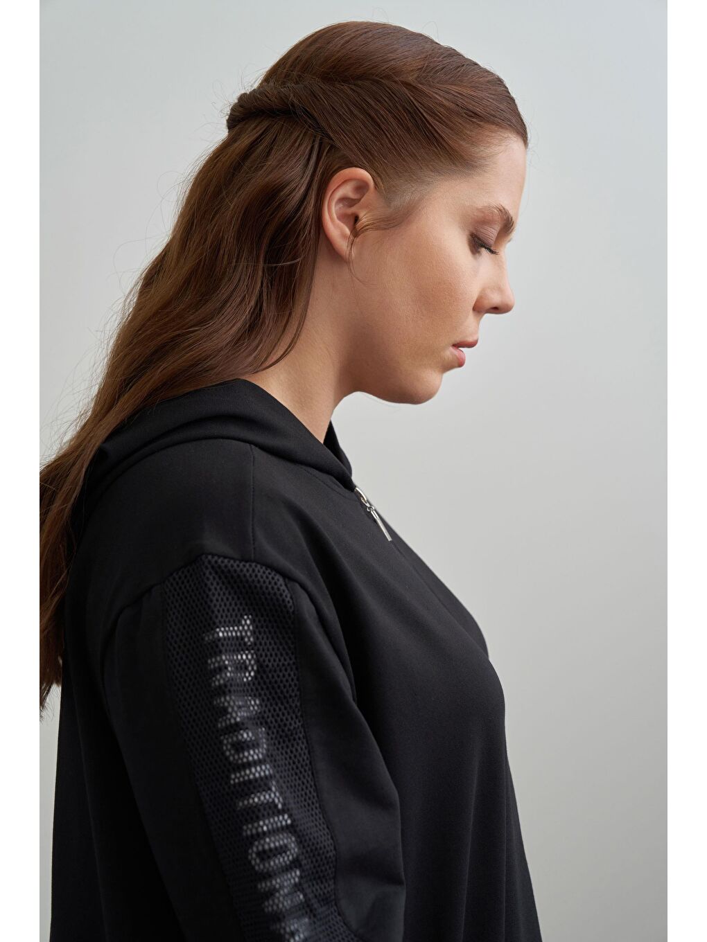 Siyah-Baskılı Fileli Büyük Beden Eşofman Takımı-4