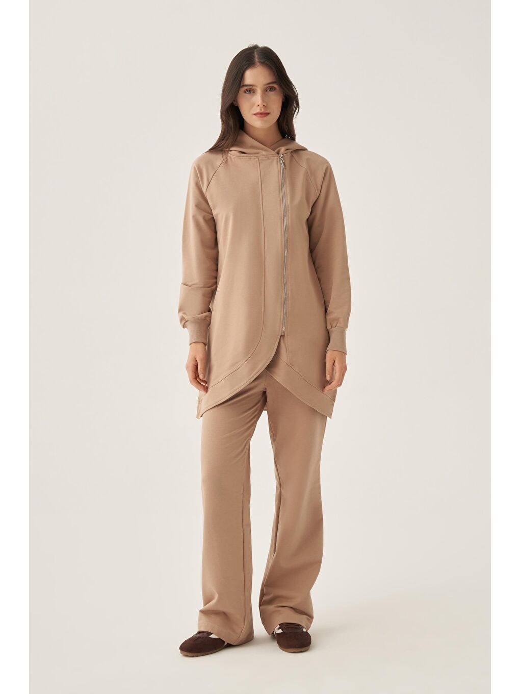 Bej-Yandan Fermuarlı Cepli Eşofman Takımı-1