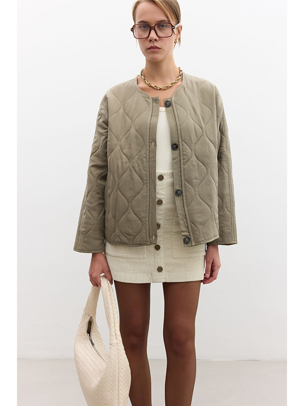 Düğmeli Kısa Kapitone Mont Yeşil-1