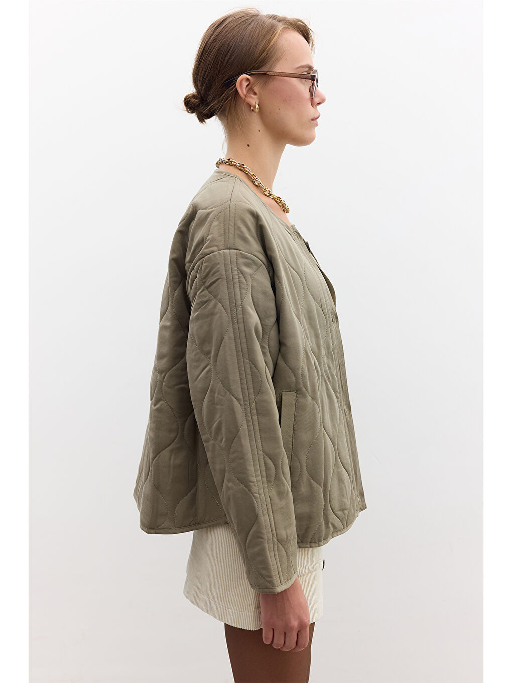 Düğmeli Kısa Kapitone Mont Yeşil-2