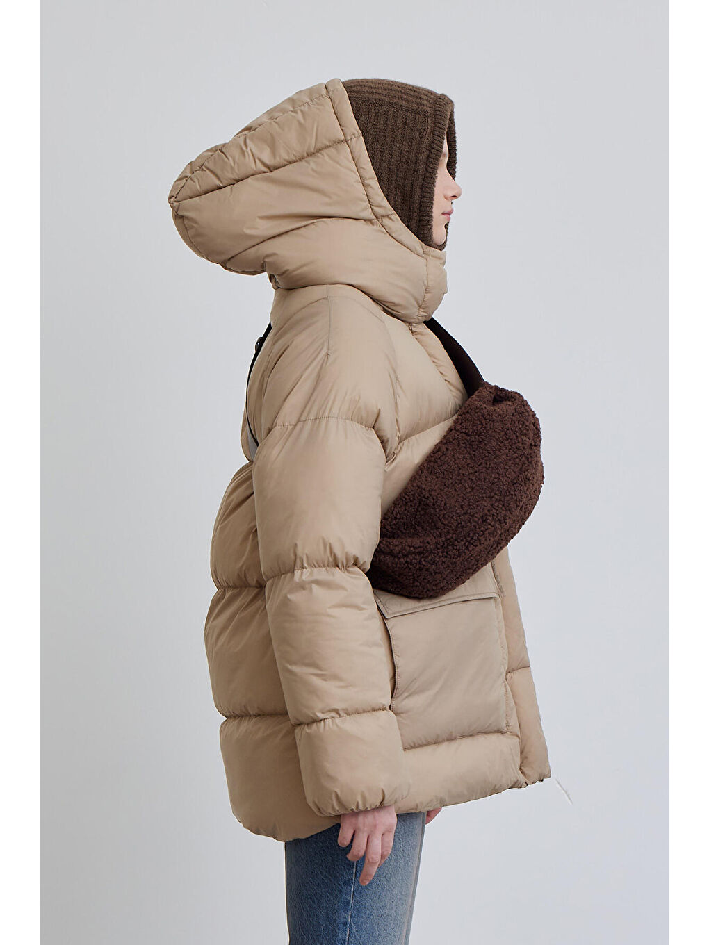 Oversize Cepli Şişme Mont Koyu Bej-6