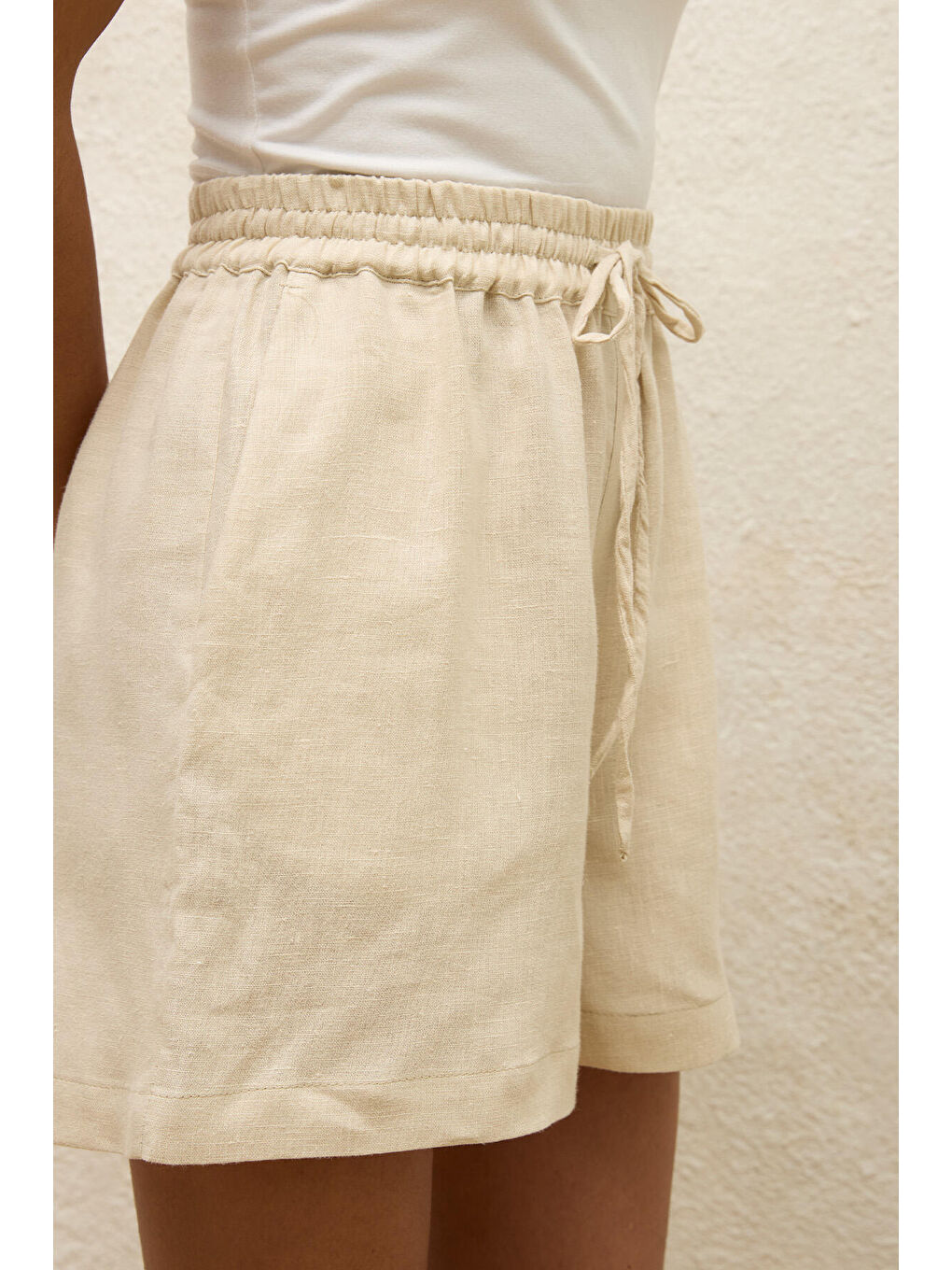 Keten Rahat Şort Bej-4