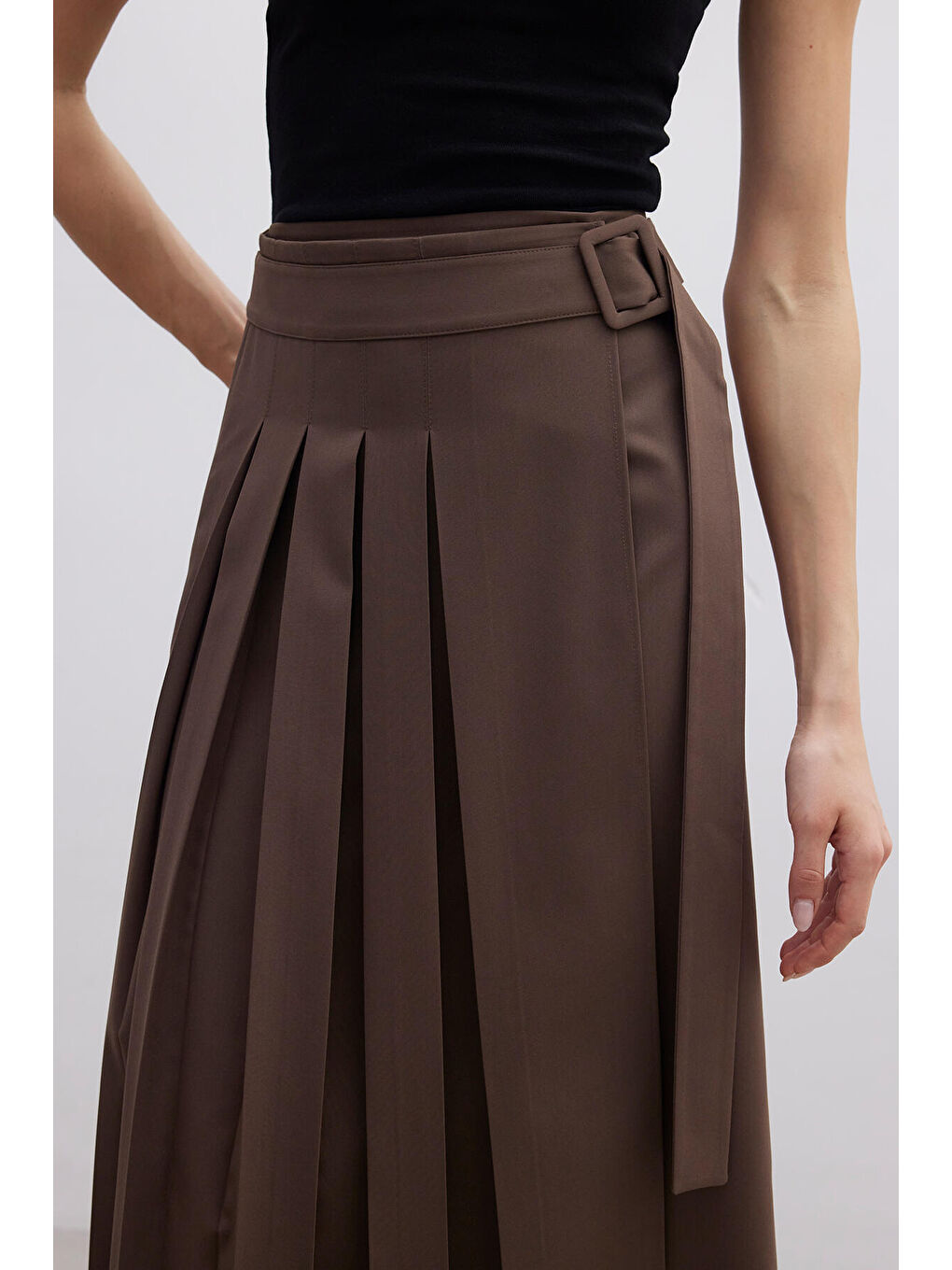 Pliseli Kruvaze Etek Kahverengi-5