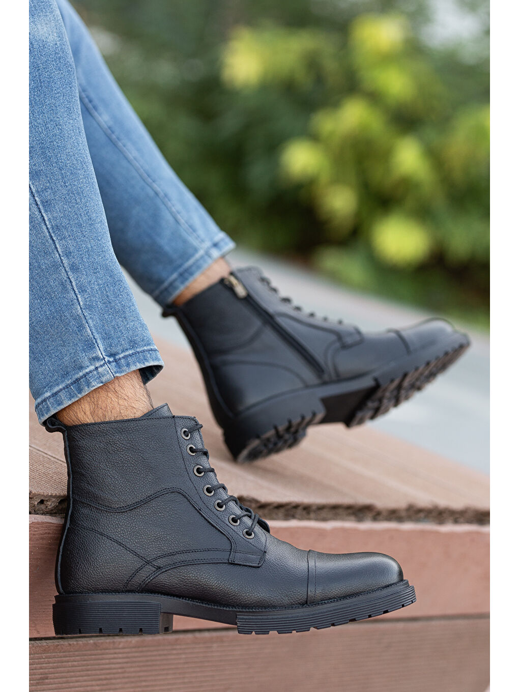 Siyah D4002 Hakiki Deri Soğuk Geçiremez Kışlık Erkek Bot-5