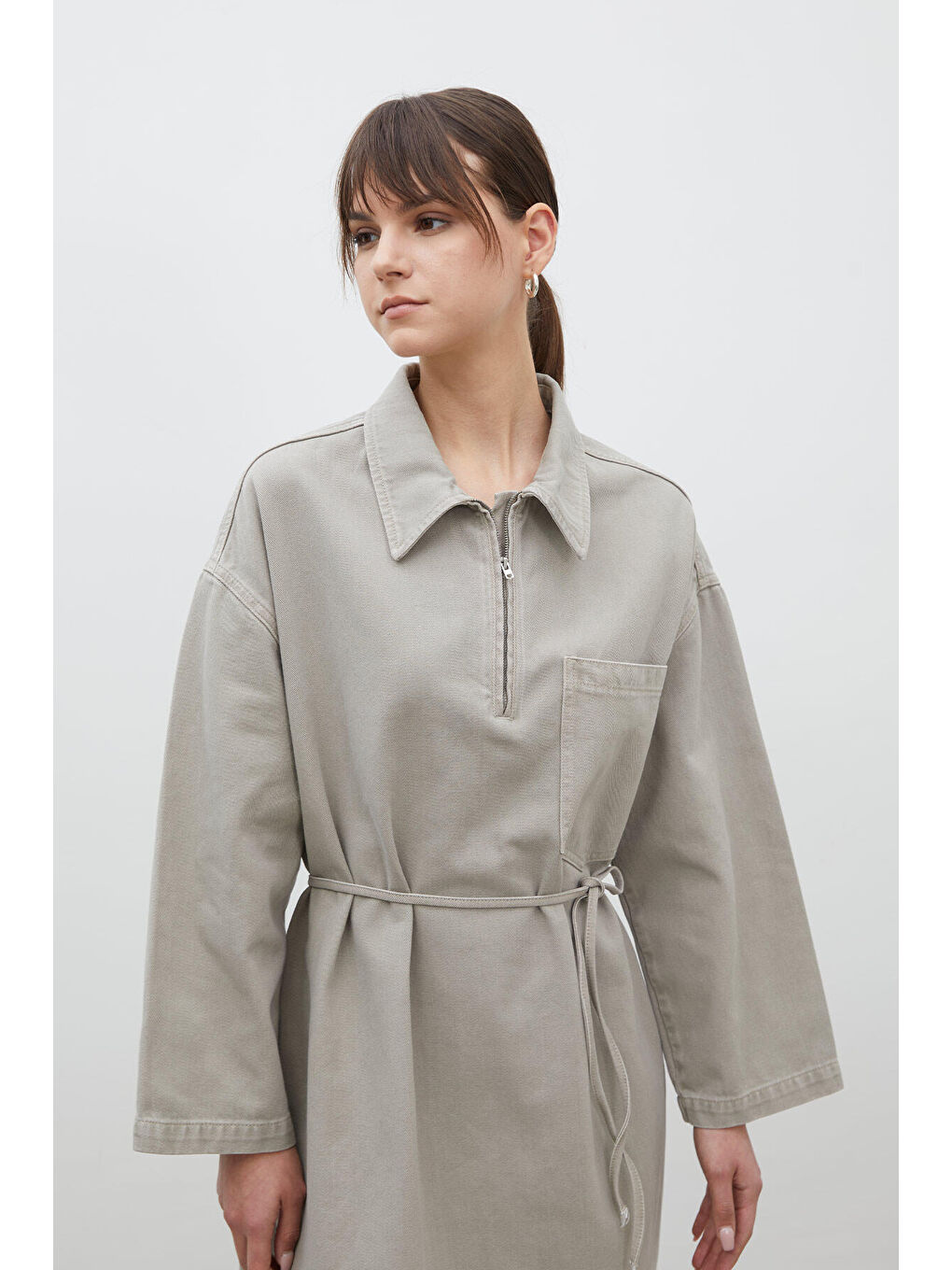 Bej Yaka Detaylı Denim Elbise Taş-3