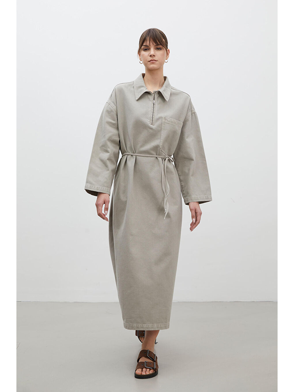 Bej Yaka Detaylı Denim Elbise Taş-5