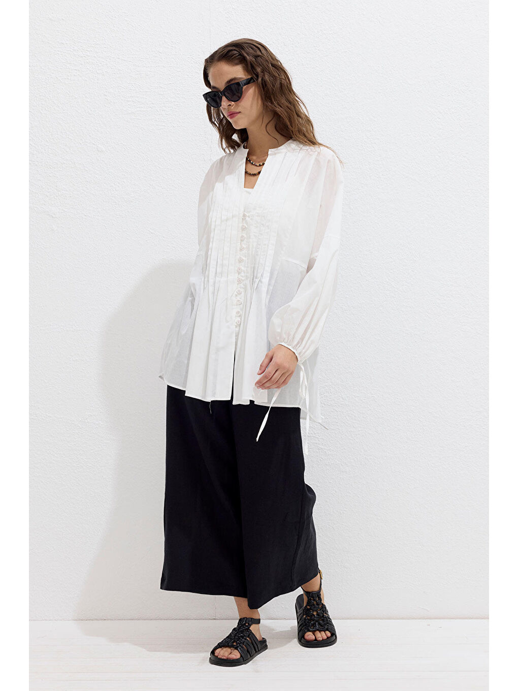 Nervür Detaylı Vual Tunik Ekru-3