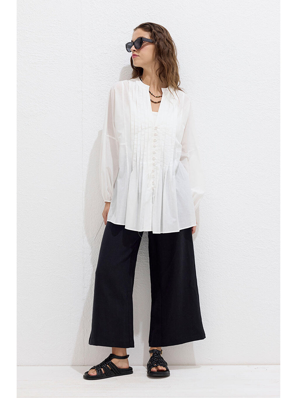 Nervür Detaylı Vual Tunik Ekru-4