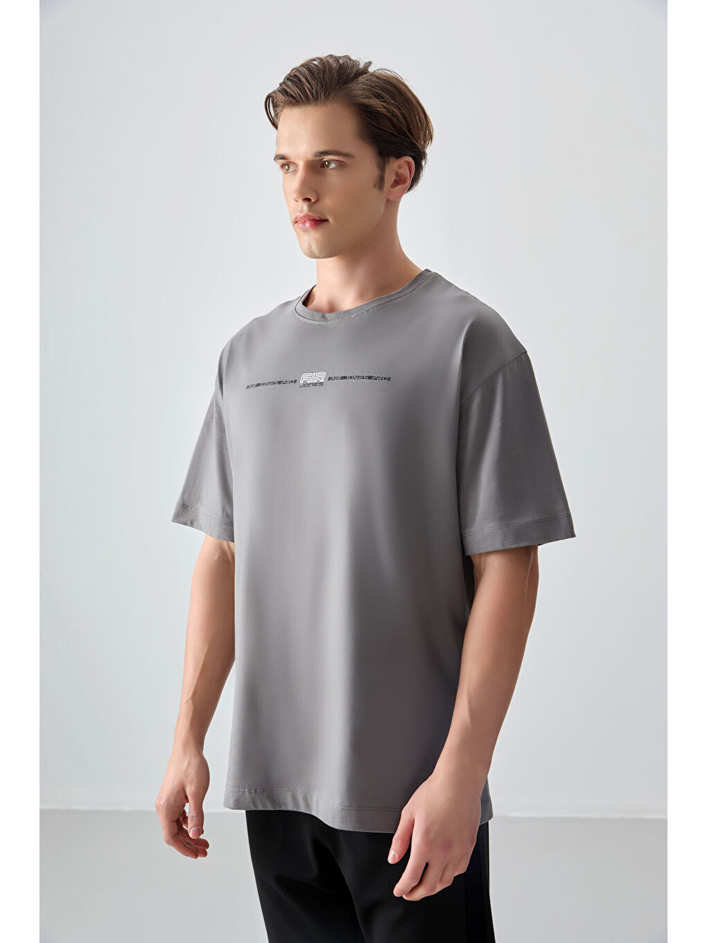 Koyu Gri %100 Pamuk Kalın Yumuşak Dokulu Oversize Fit Baskılı Erkek Tişört - 88357