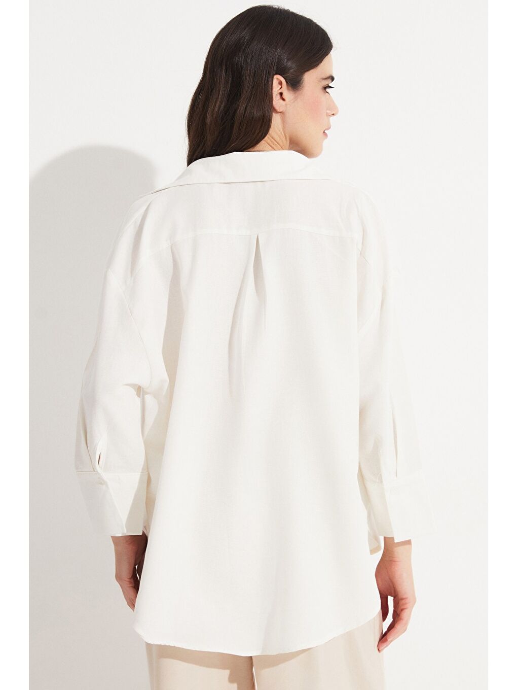 Beyaz Kadın %100 Pamuk Gömlek-4