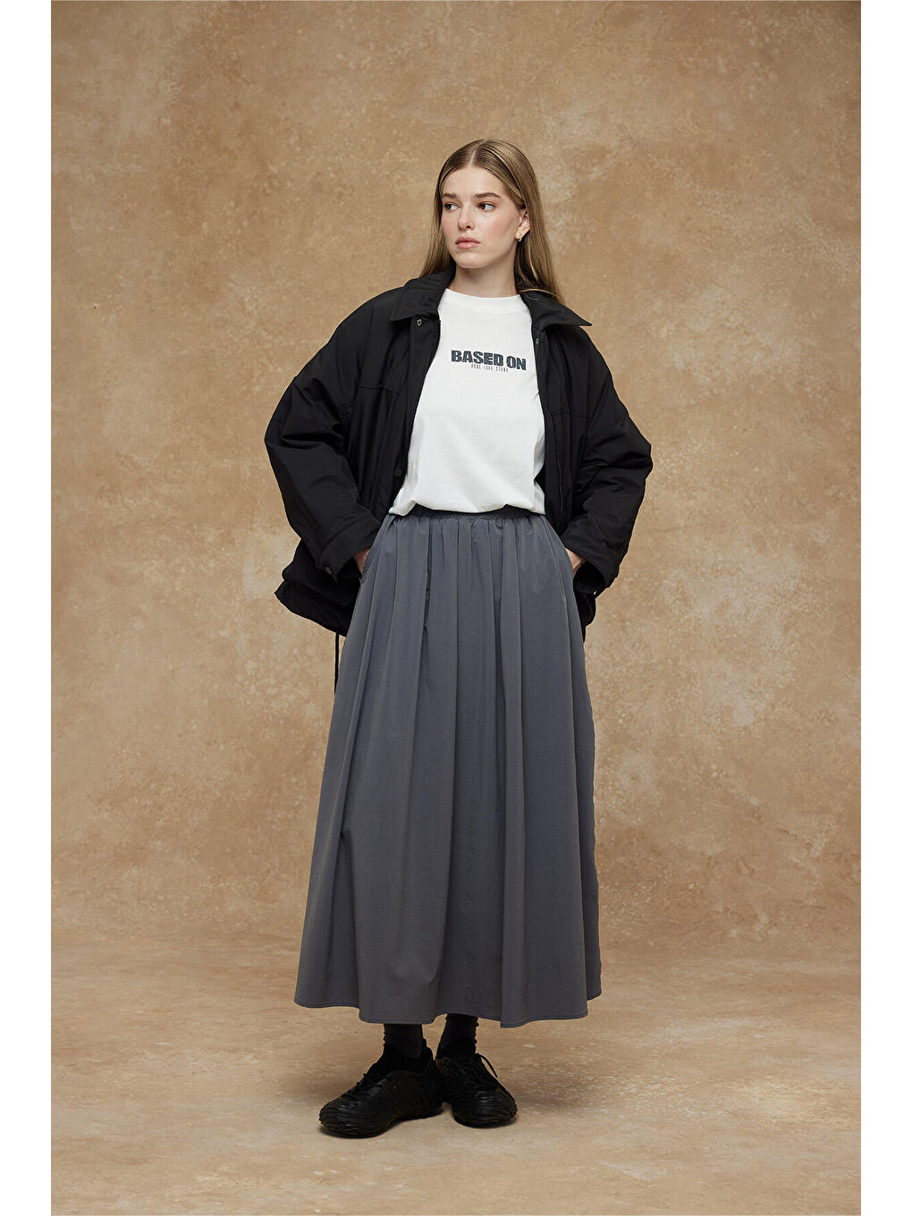 Bol Kesim Rahat Etek Antrasit