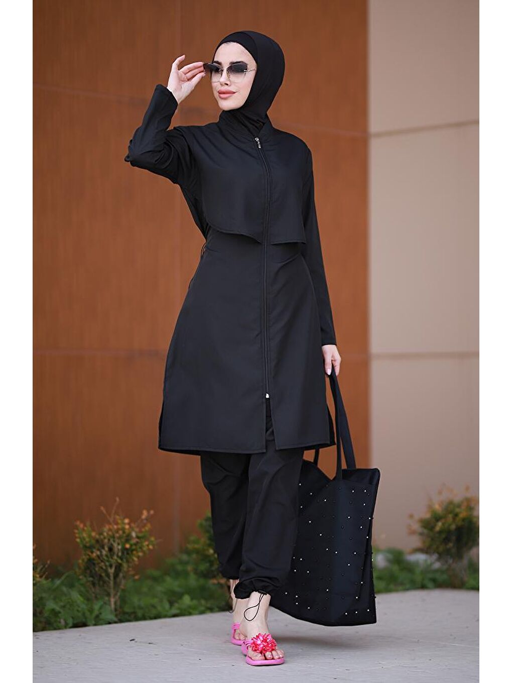 Siyah Önü Kapaklı Paraşüt Tam Kapalı Tesettür Mayo Nuray-3